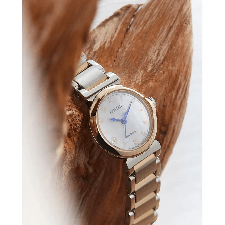 CITIZEN ECO-DRIVE EM1136-87D - Bild 3